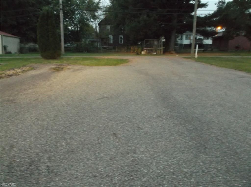 211 Watson Ave, Byesville, OH 43723
